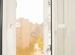 关于窗口期CBA季后赛传出新动向，葡萄牙体育官宣签约，管理层表态：悬念犹存，心理建设被强调的信息